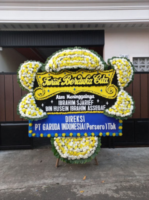 Papan Bunga Duka di Wangurer Utara